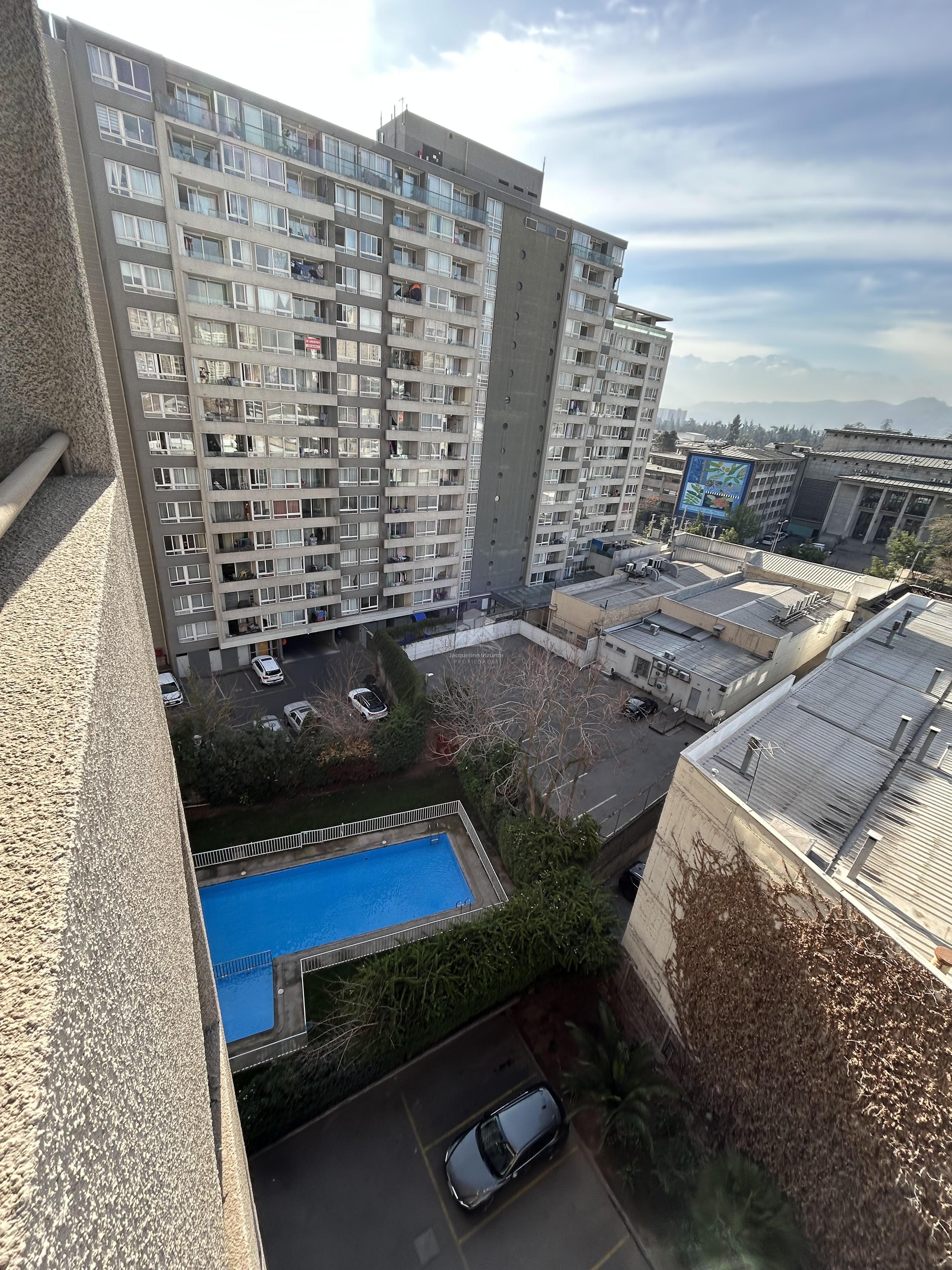 VENDE DEPARTAMENTO METRO HOSPITALES PLAZA EGAÑA SANTIAGO