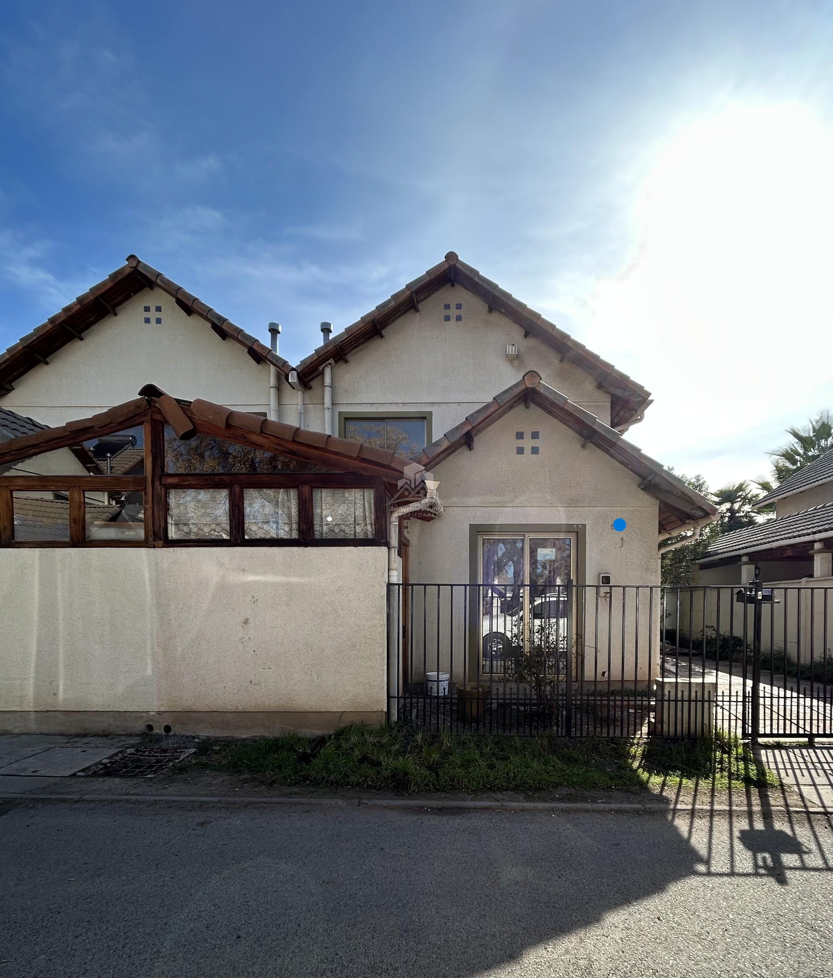 Arriendo casa a pasos Colegios sector Plazos del Campo Machali