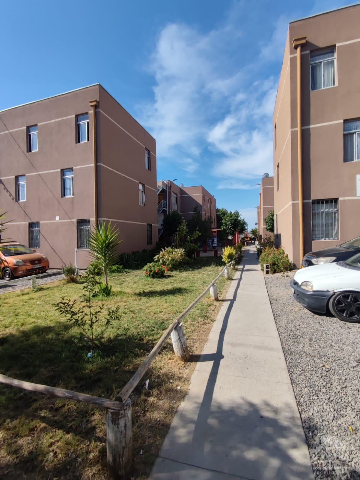 VENDE DEPARTAMENTO A PASOS SUPERMERCADO CUGAT CAMINO A LO MIRANDA RUTA H30 Rancagua
